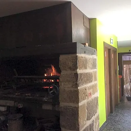 فندق Asador O Callejon De Belchite 2*
