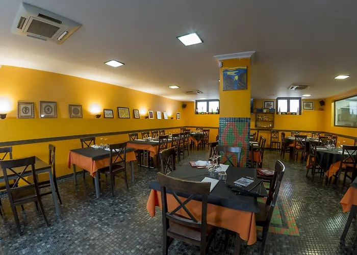 Asador O Callejón De Belchite Hotel Ayerbe